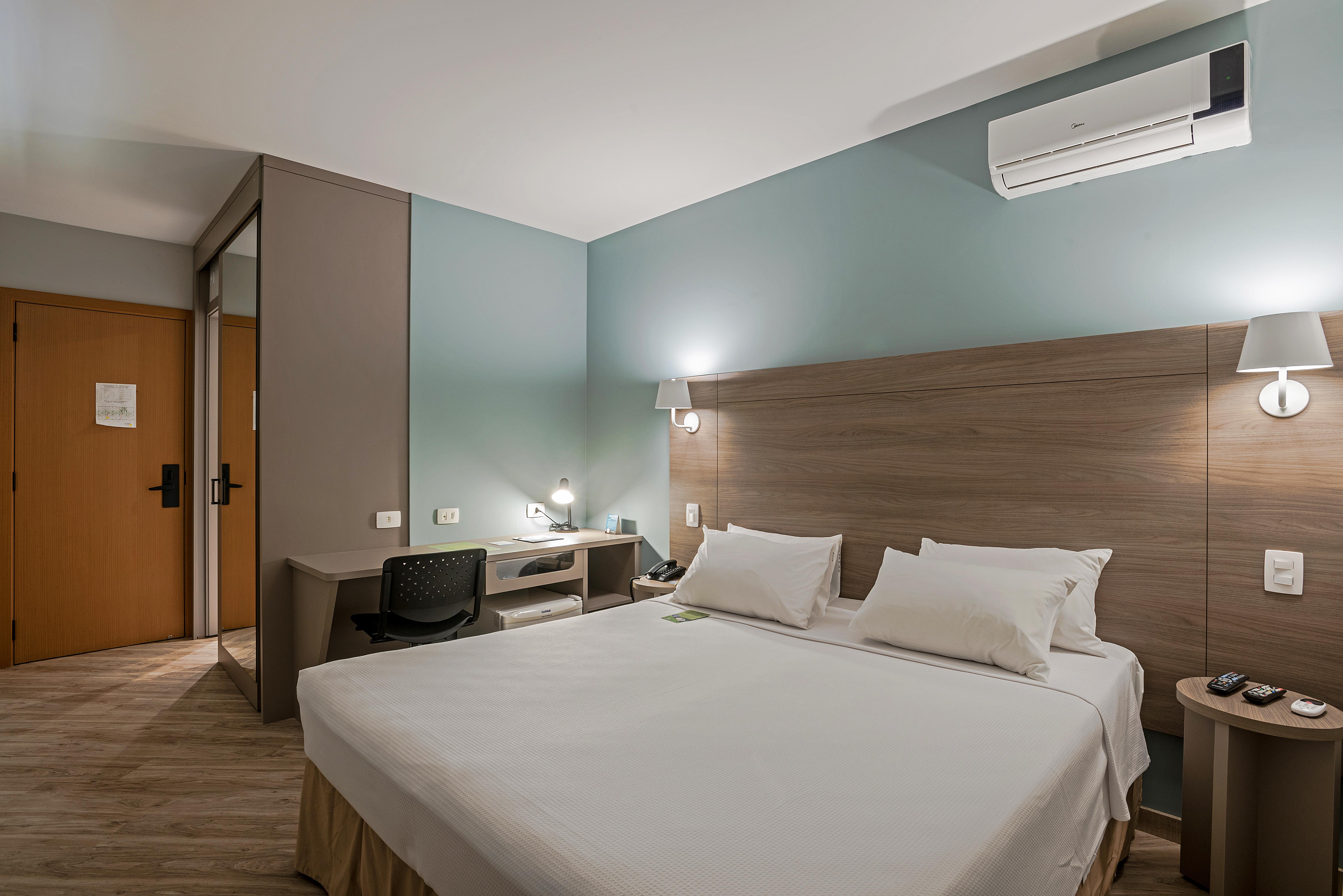 Slim Curitiba Alto Da XV Hotel Ngoại thất bức ảnh