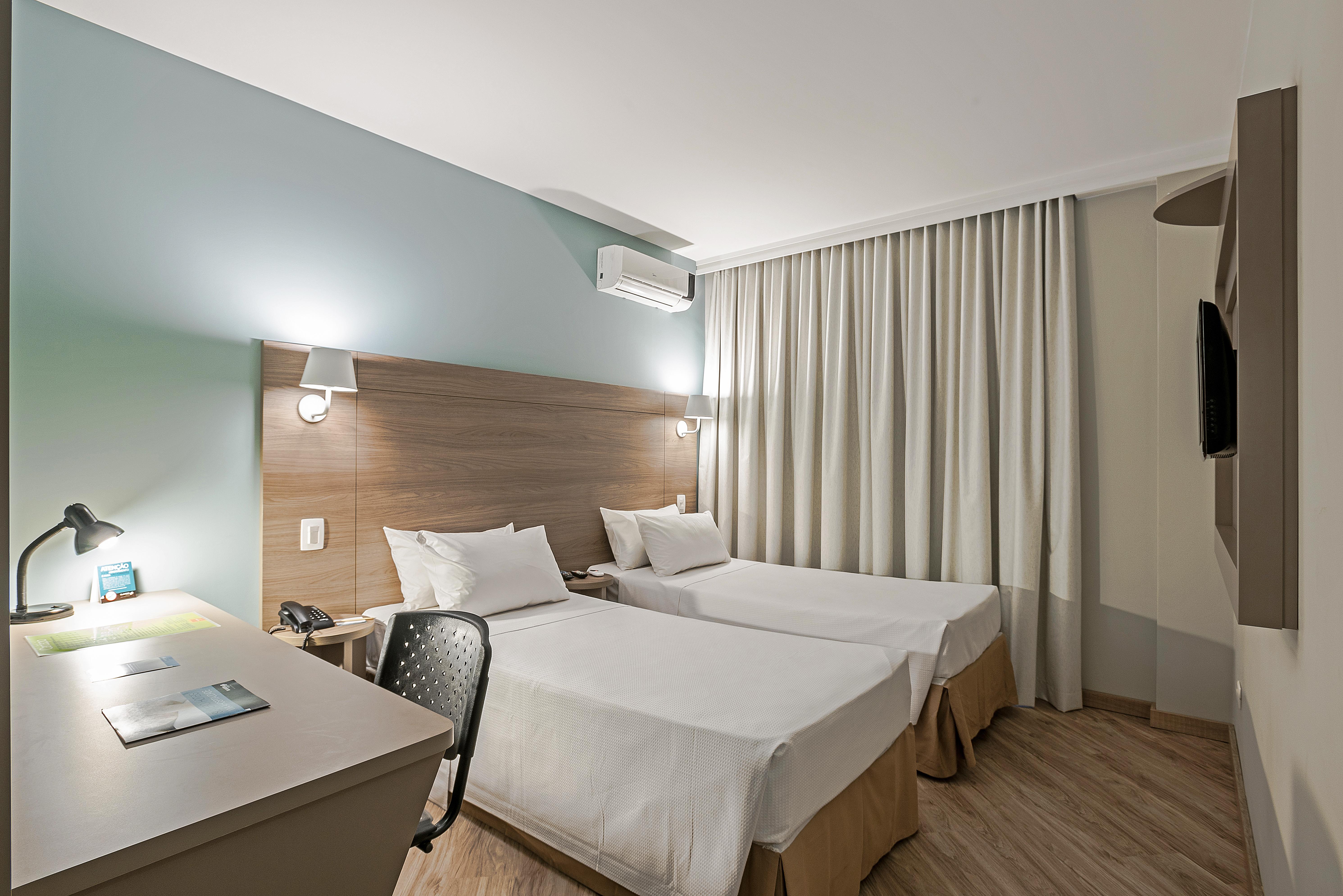 Slim Curitiba Alto Da XV Hotel Ngoại thất bức ảnh