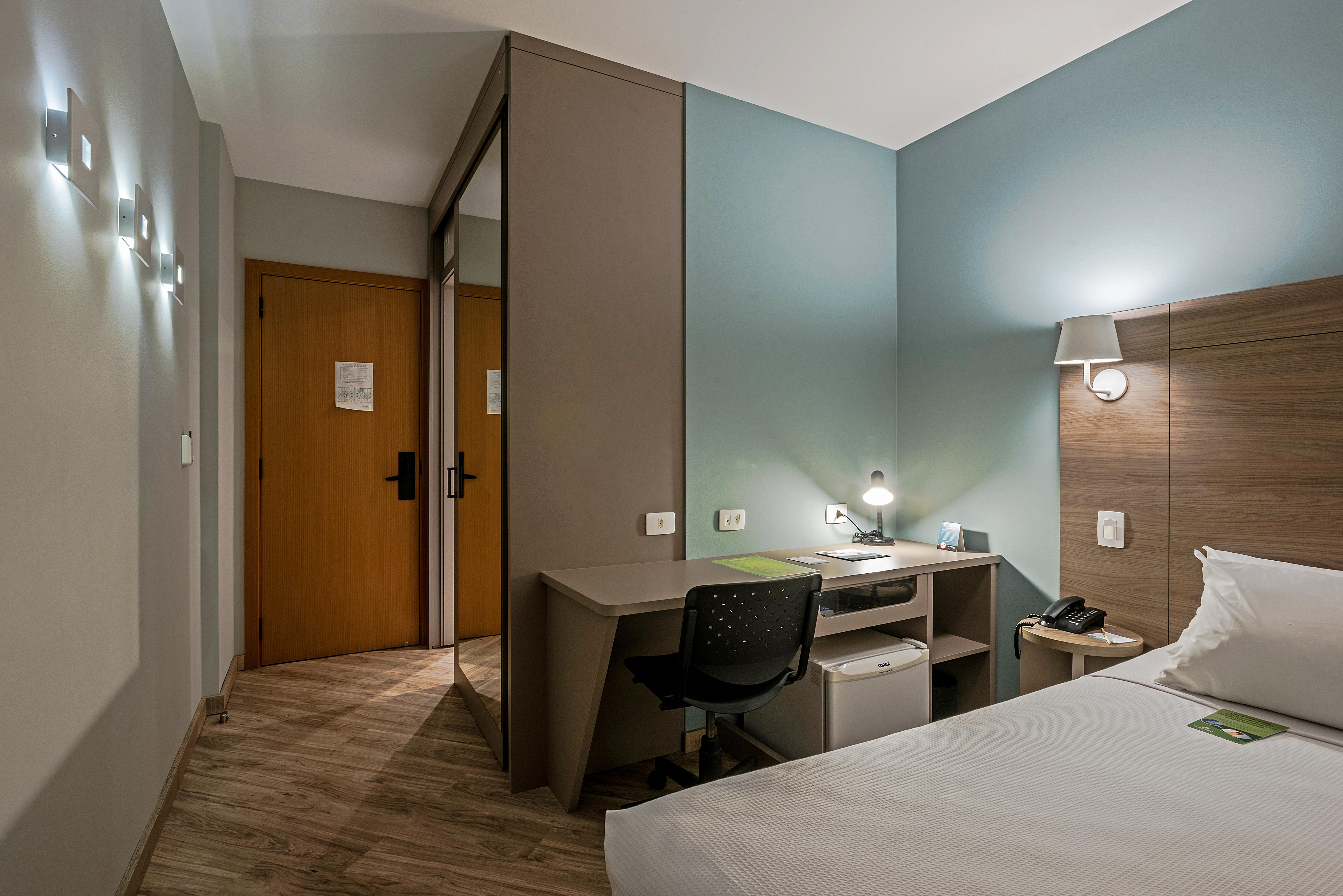 Slim Curitiba Alto Da XV Hotel Ngoại thất bức ảnh